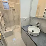 Guvano Camec Apartamento